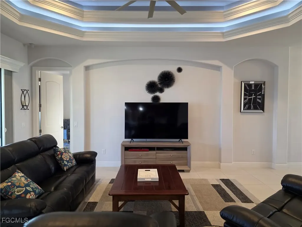 1255 NW 38th Avenue Cape Coral FL 33993