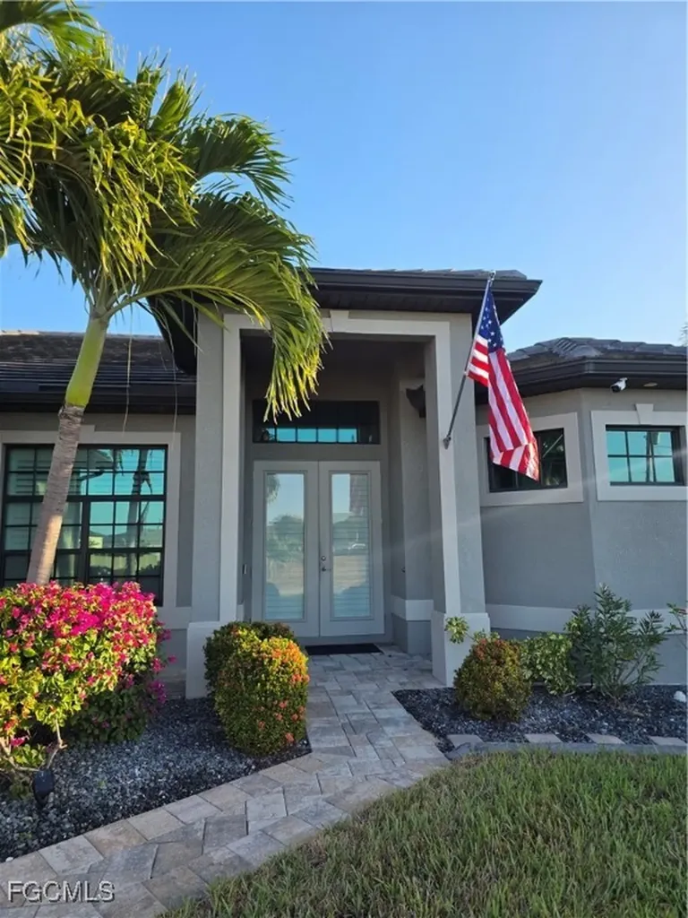 1255 NW 38th Avenue Cape Coral FL 33993
