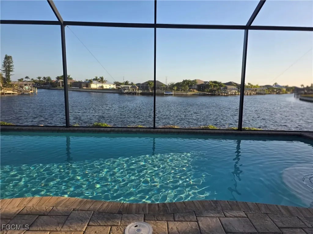 1255 NW 38th Avenue Cape Coral FL 33993