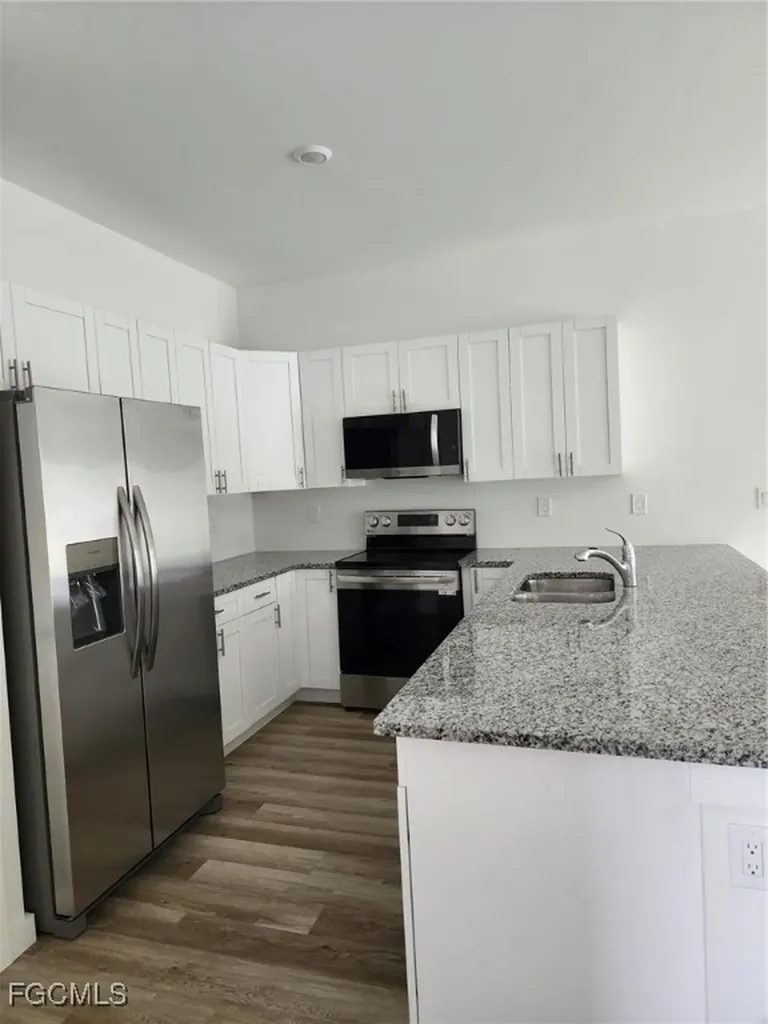 2431 Lola Avenue S Lehigh Acres FL 33973
