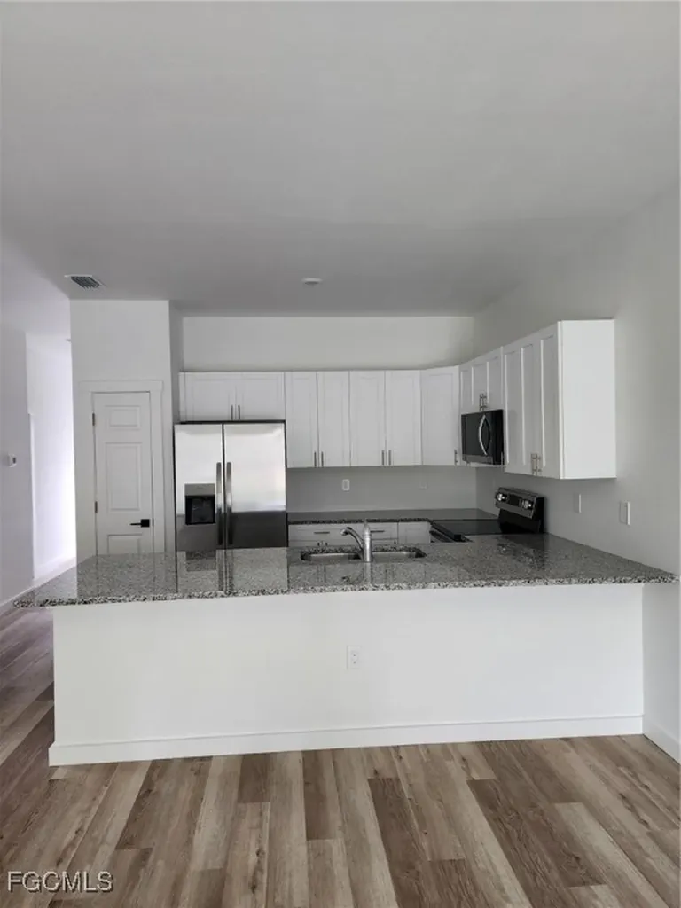 2431 Lola Avenue S Lehigh Acres FL 33973
