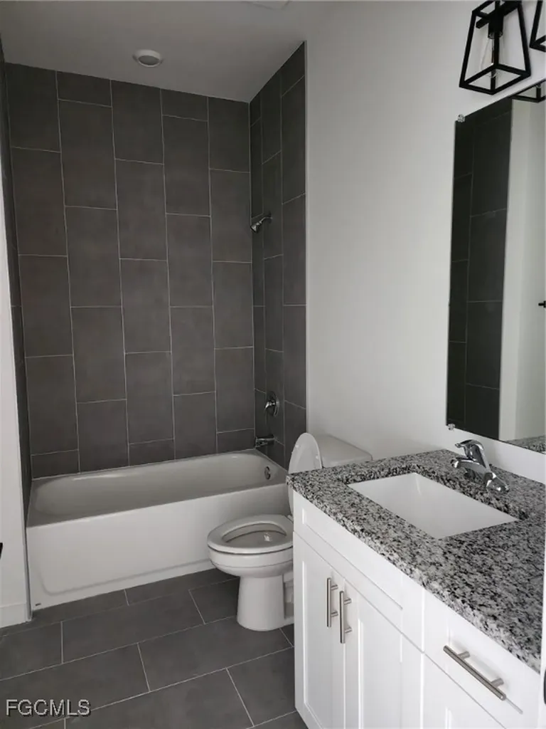 2431 Lola Avenue S Lehigh Acres FL 33973