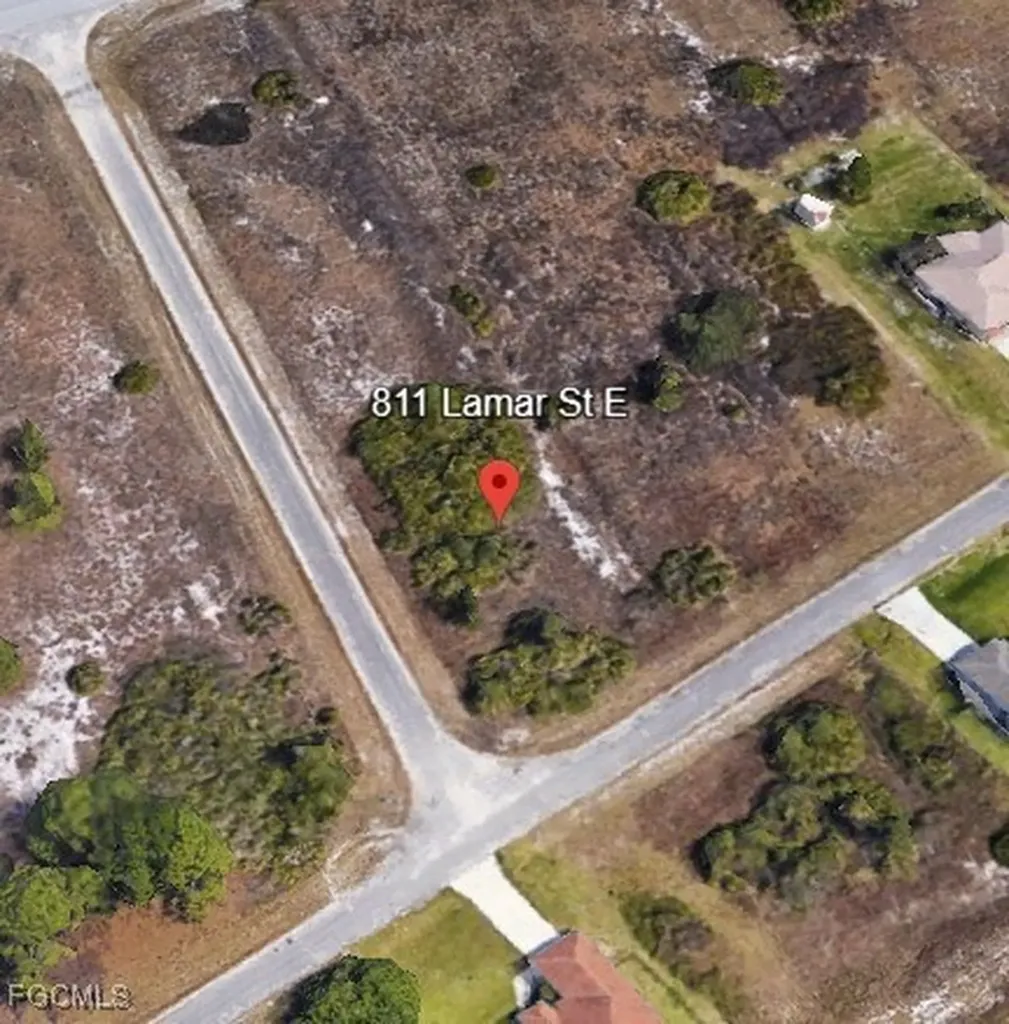 811 Lamar Street E Lehigh Acres FL 33974