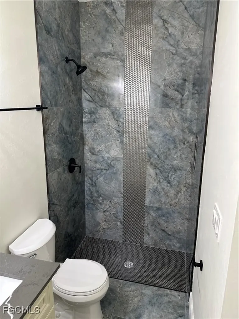 1785 Glenway Court Fort Myers FL 33916