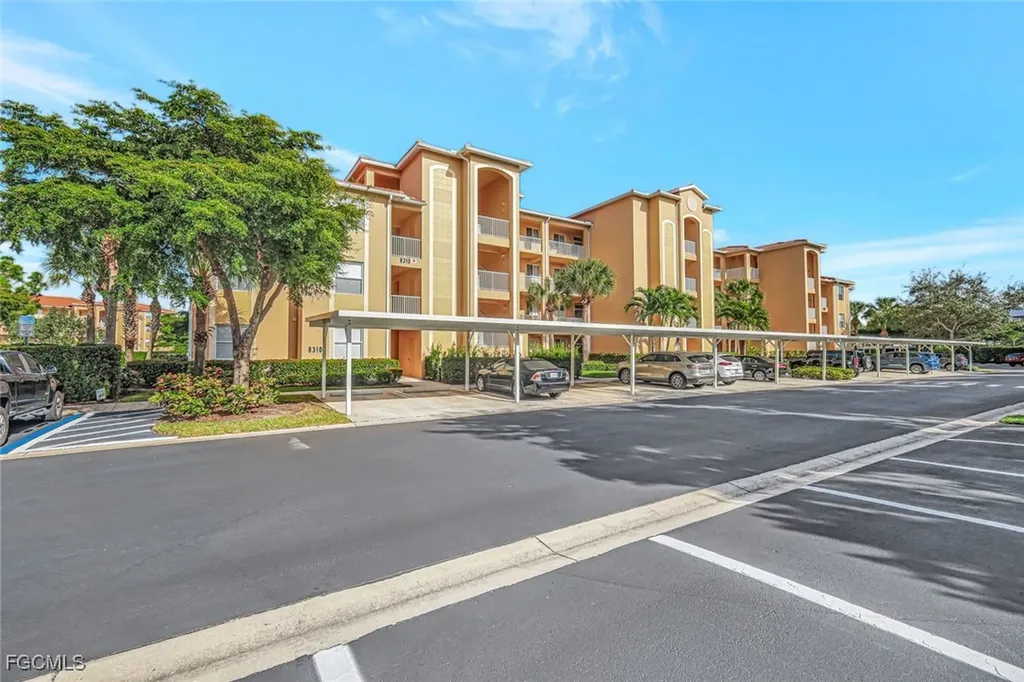 8310 Whiskey Preserve Circle Fort Myers FL 33919
