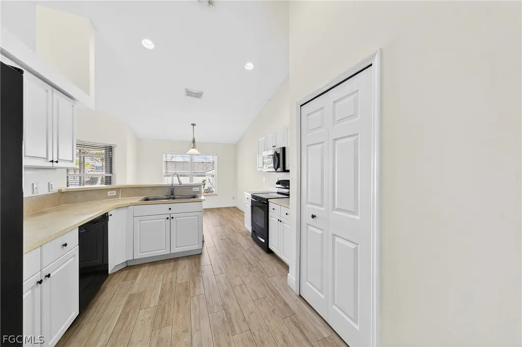 1309 SW 29th Street Cape Coral FL 33914