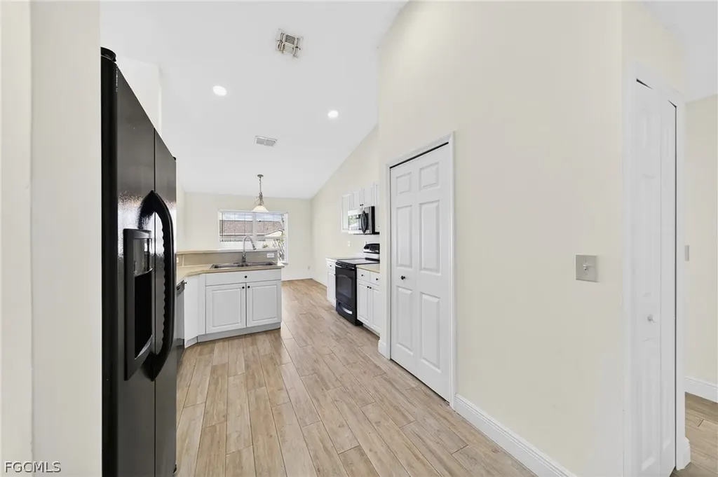 1309 SW 29th Street Cape Coral FL 33914