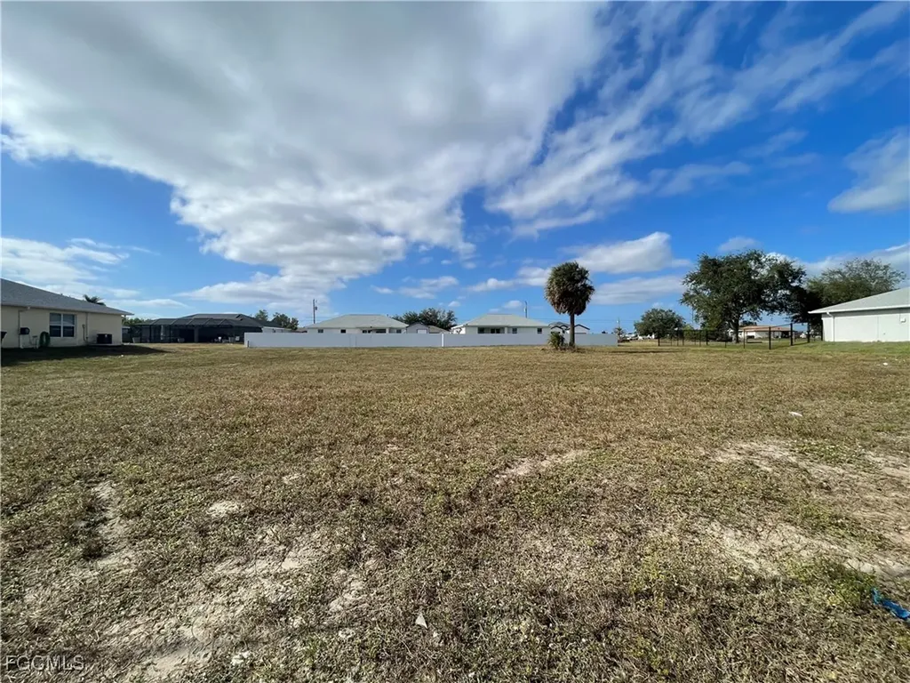 1514 Andalusia Boulevard Cape Coral FL 33909