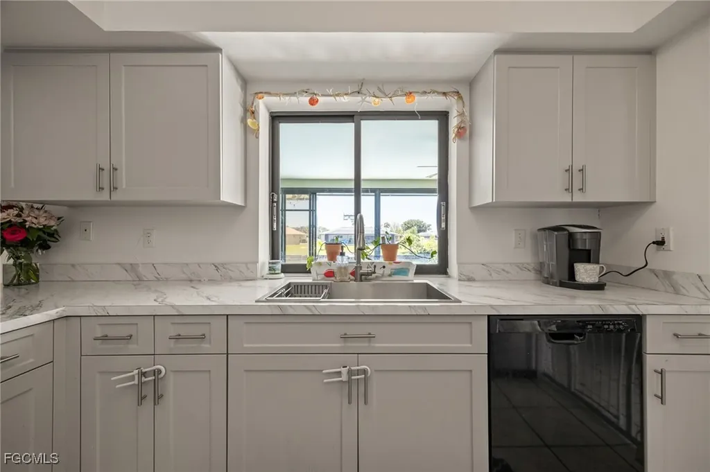 132 SW 34th Lane Cape Coral FL 33914