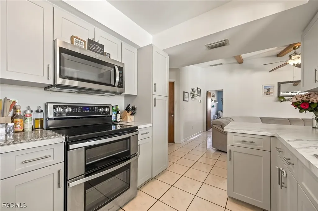 132 SW 34th Lane Cape Coral FL 33914