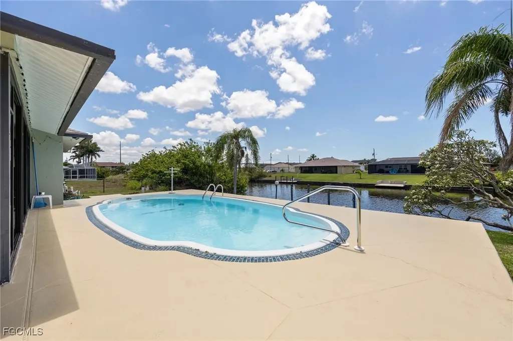 132 SW 34th Lane Cape Coral FL 33914
