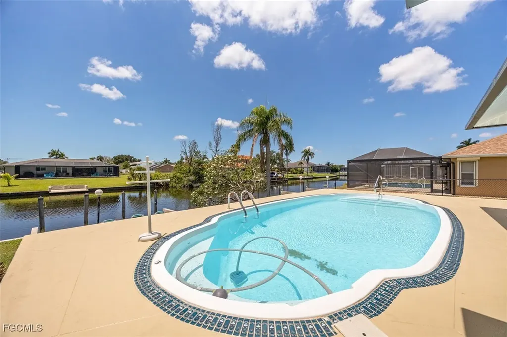 132 SW 34th Lane Cape Coral FL 33914