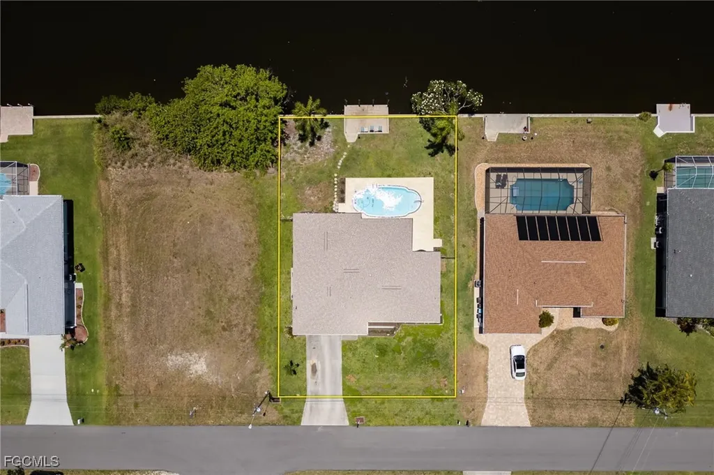 132 SW 34th Lane Cape Coral FL 33914