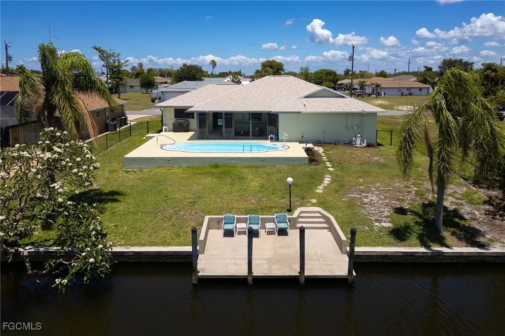 132 SW 34th Lane Cape Coral FL 33914