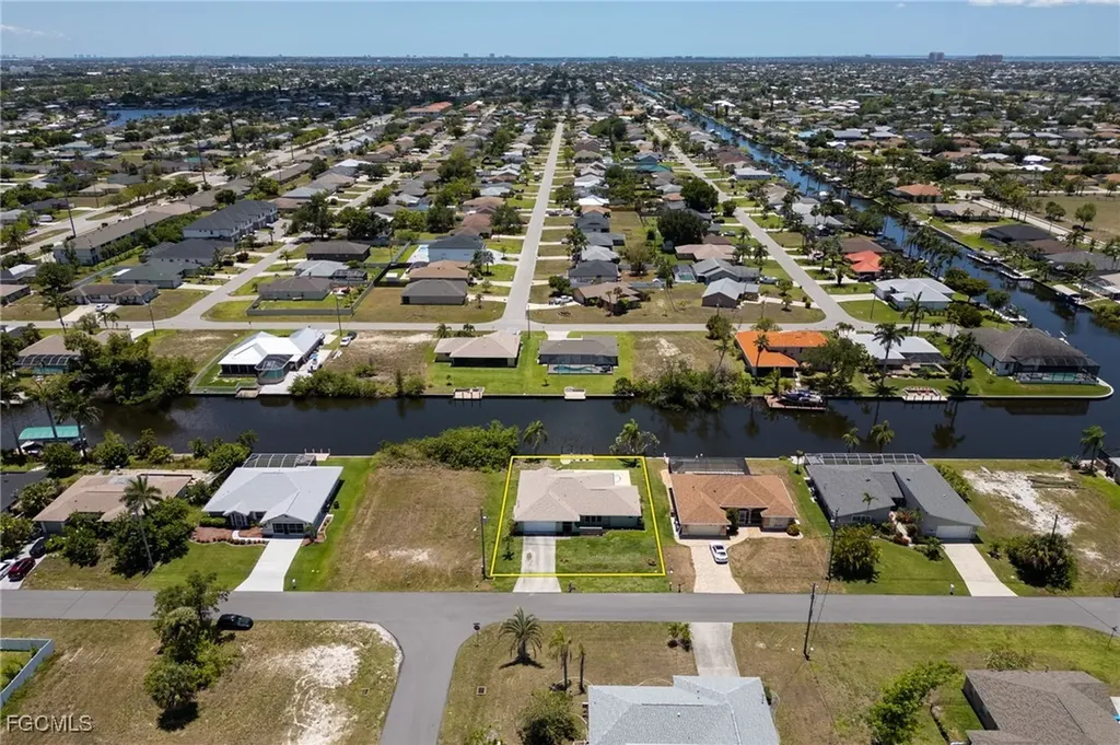132 SW 34th Lane Cape Coral FL 33914
