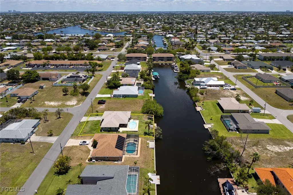 132 SW 34th Lane Cape Coral FL 33914