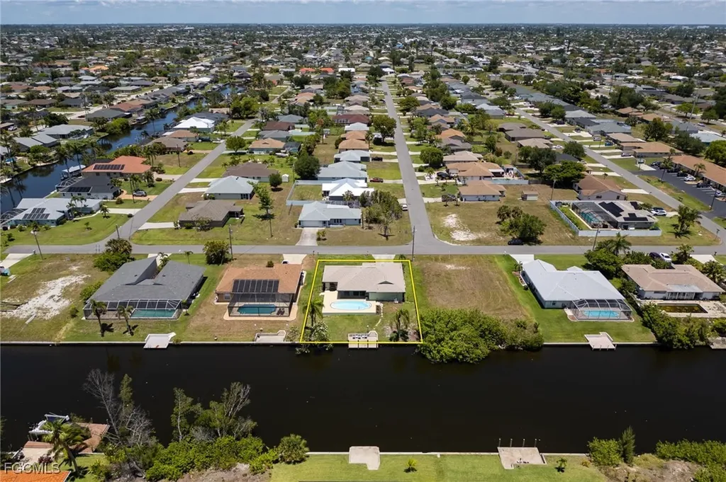 132 SW 34th Lane Cape Coral FL 33914