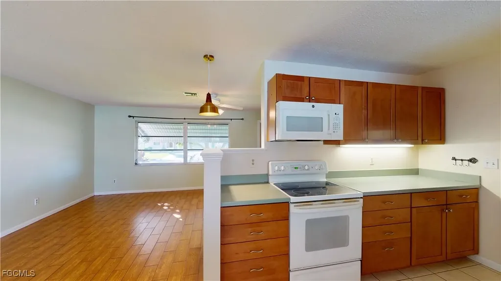3819 SE 12th Avenue Cape Coral FL 33904