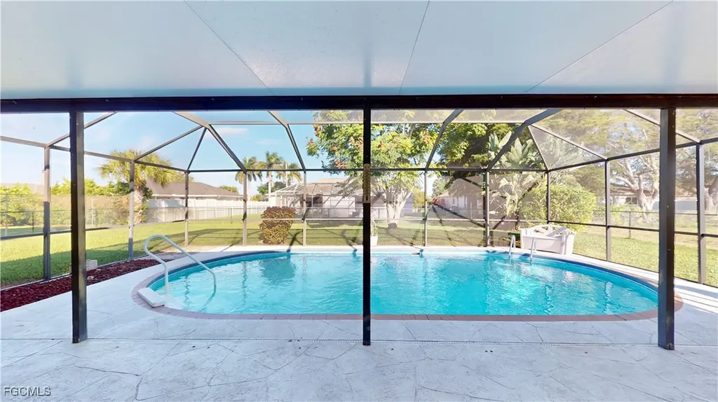 3819 SE 12th Avenue Cape Coral FL 33904