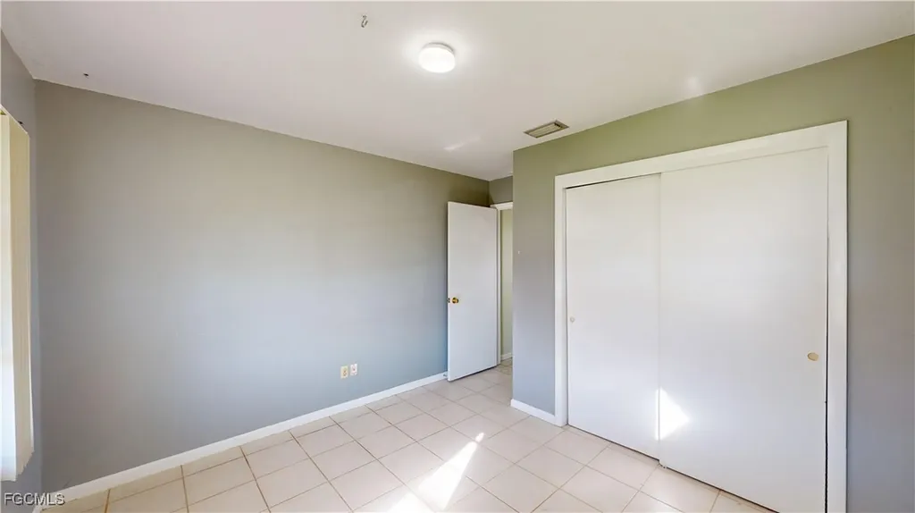 3819 SE 12th Avenue Cape Coral FL 33904