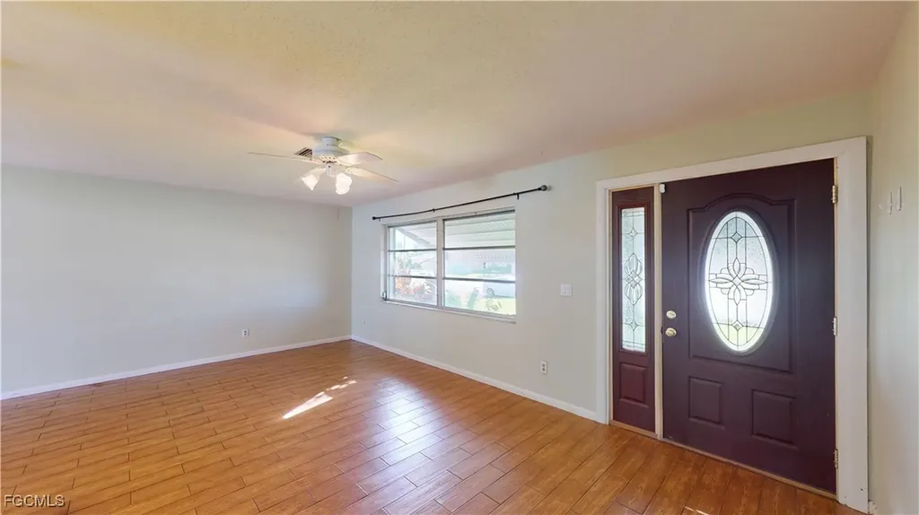 3819 SE 12th Avenue Cape Coral FL 33904