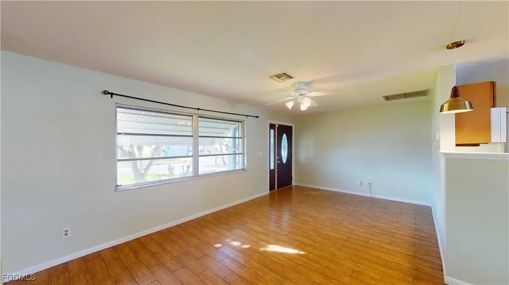3819 SE 12th Avenue Cape Coral FL 33904