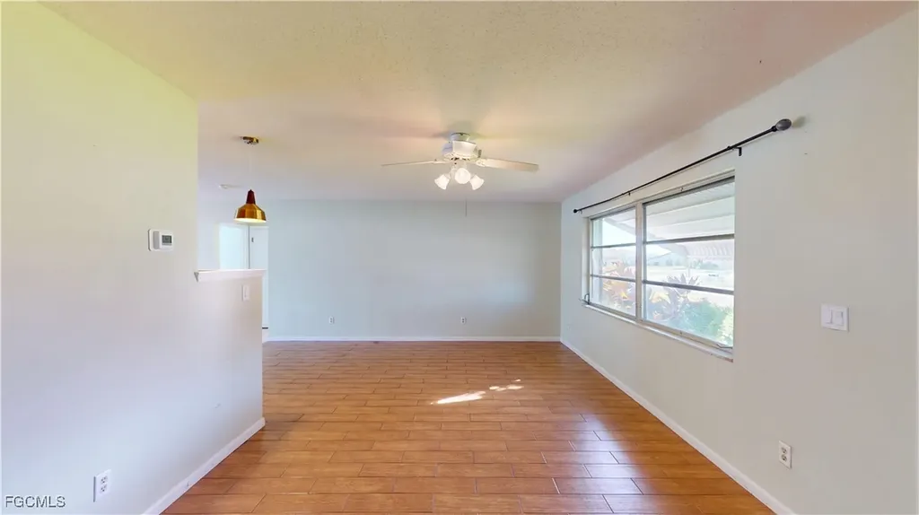 3819 SE 12th Avenue Cape Coral FL 33904