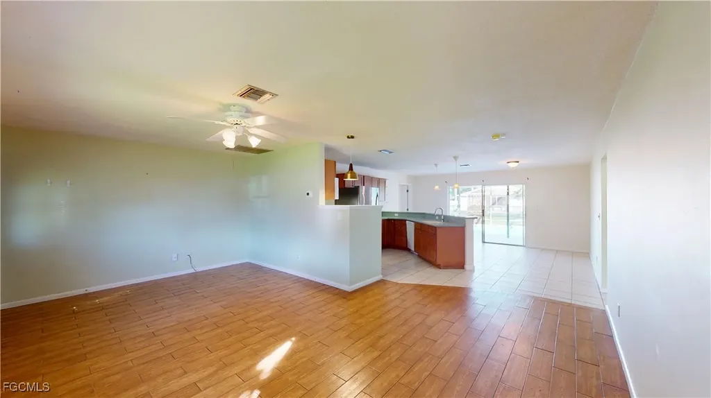 3819 SE 12th Avenue Cape Coral FL 33904
