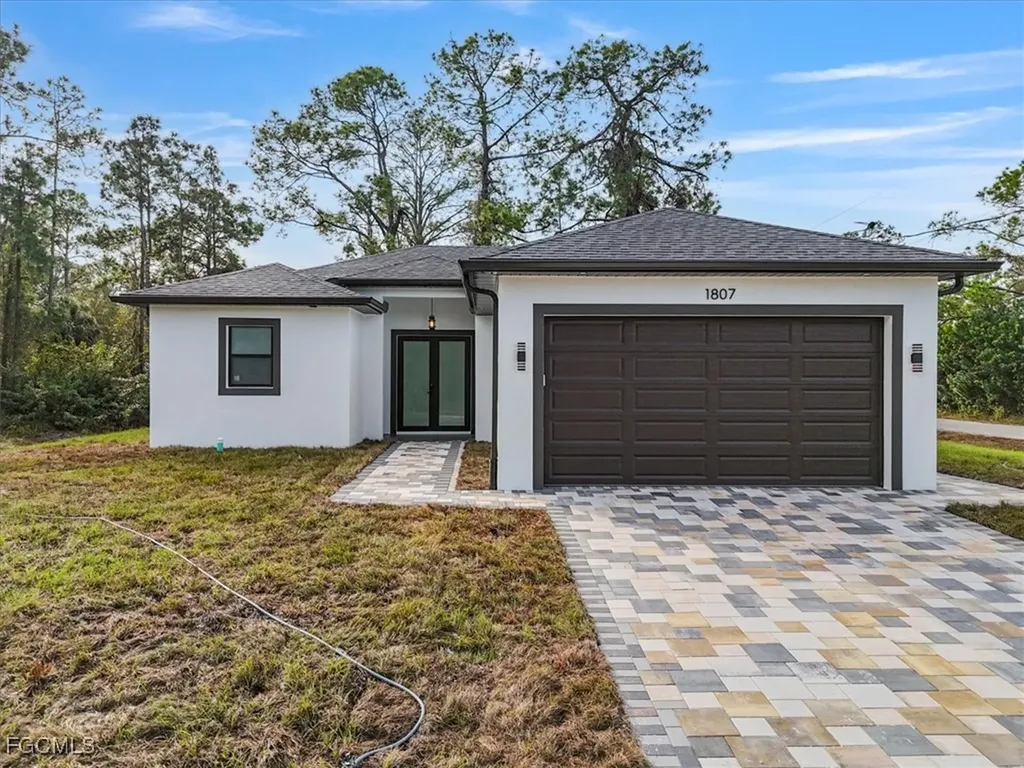 1807 W 17th Street Lehigh Acres FL 33972