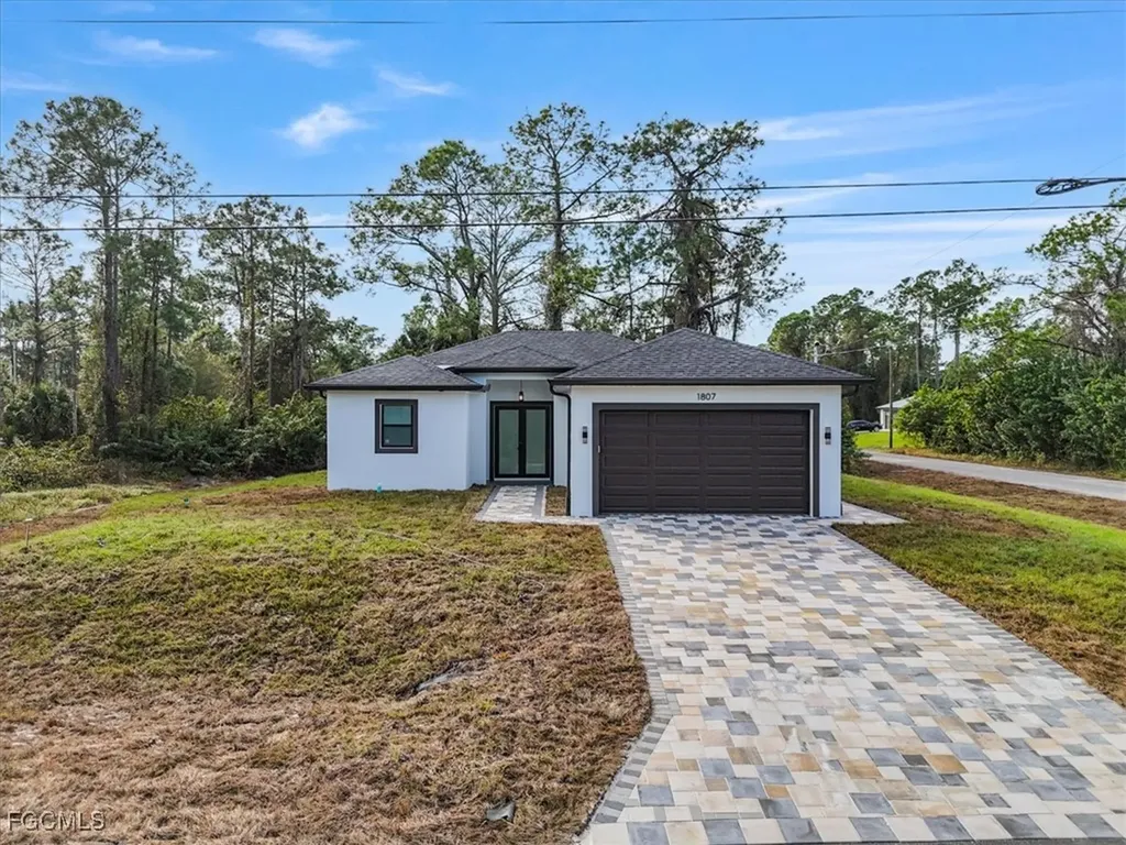 1807 W 17th Street Lehigh Acres FL 33972