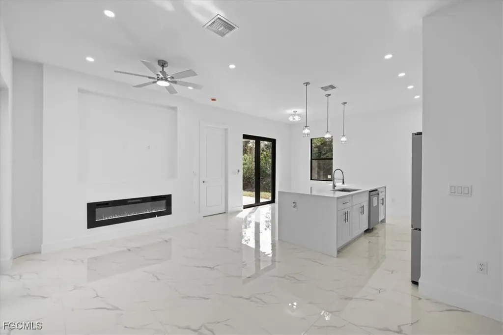 1807 W 17th Street Lehigh Acres FL 33972