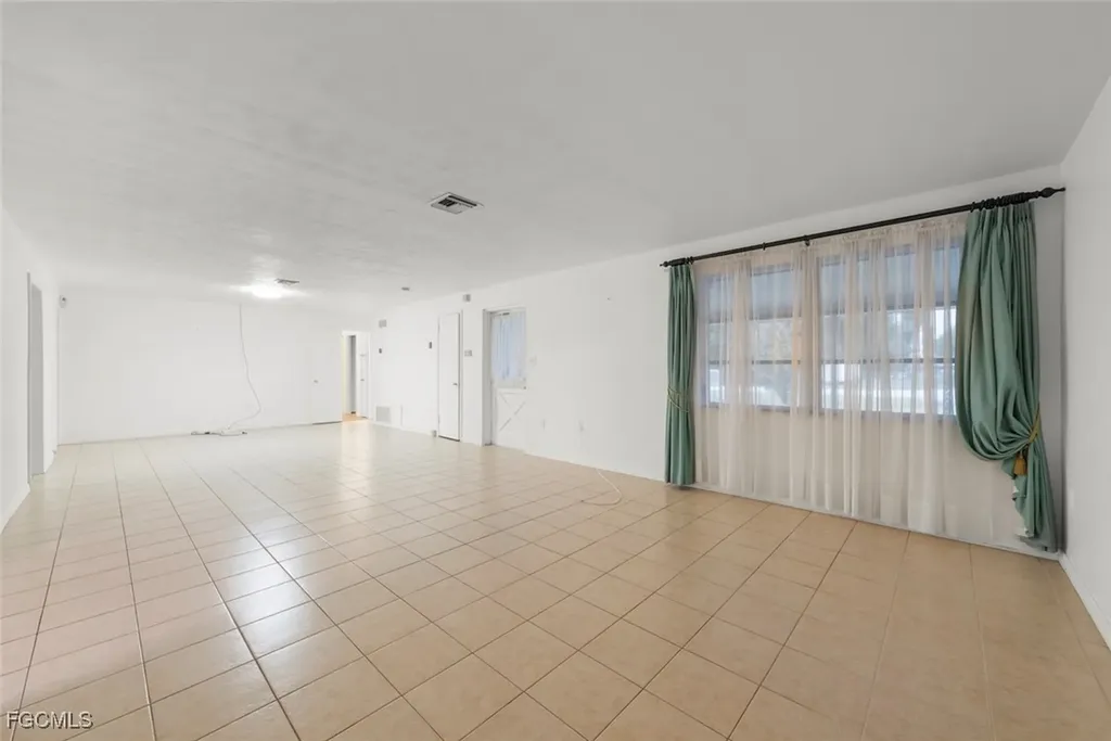 2285 Sunrise Boulevard Fort Myers FL 33907