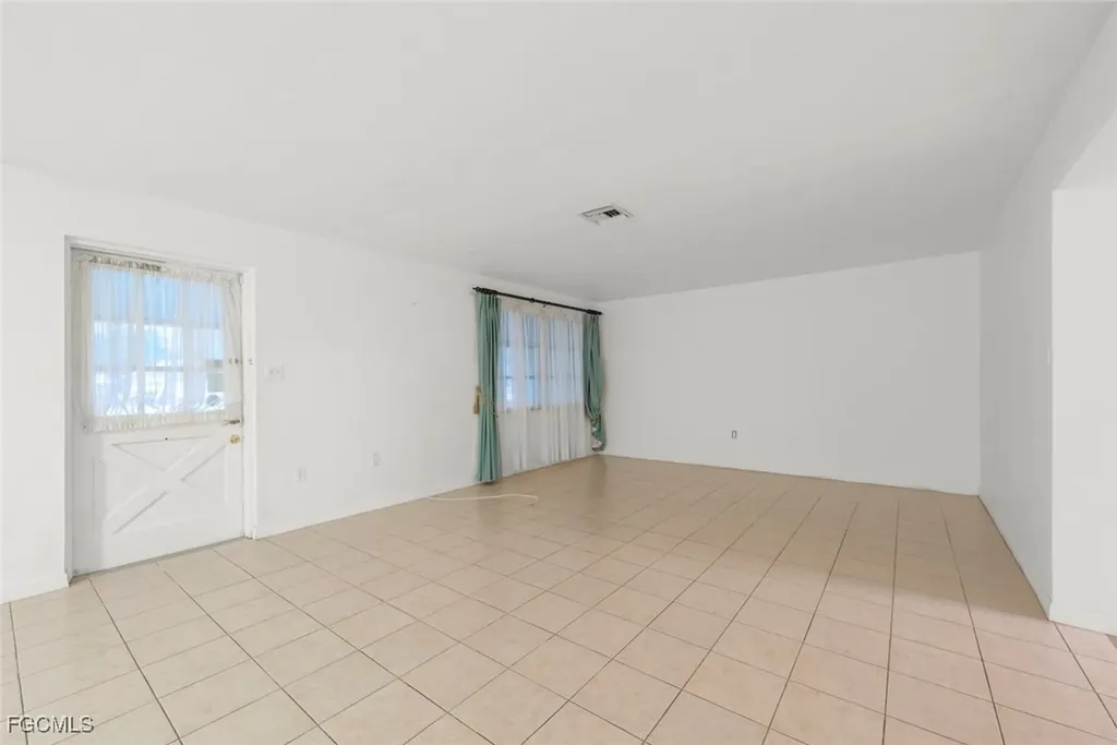 2285 Sunrise Boulevard Fort Myers FL 33907