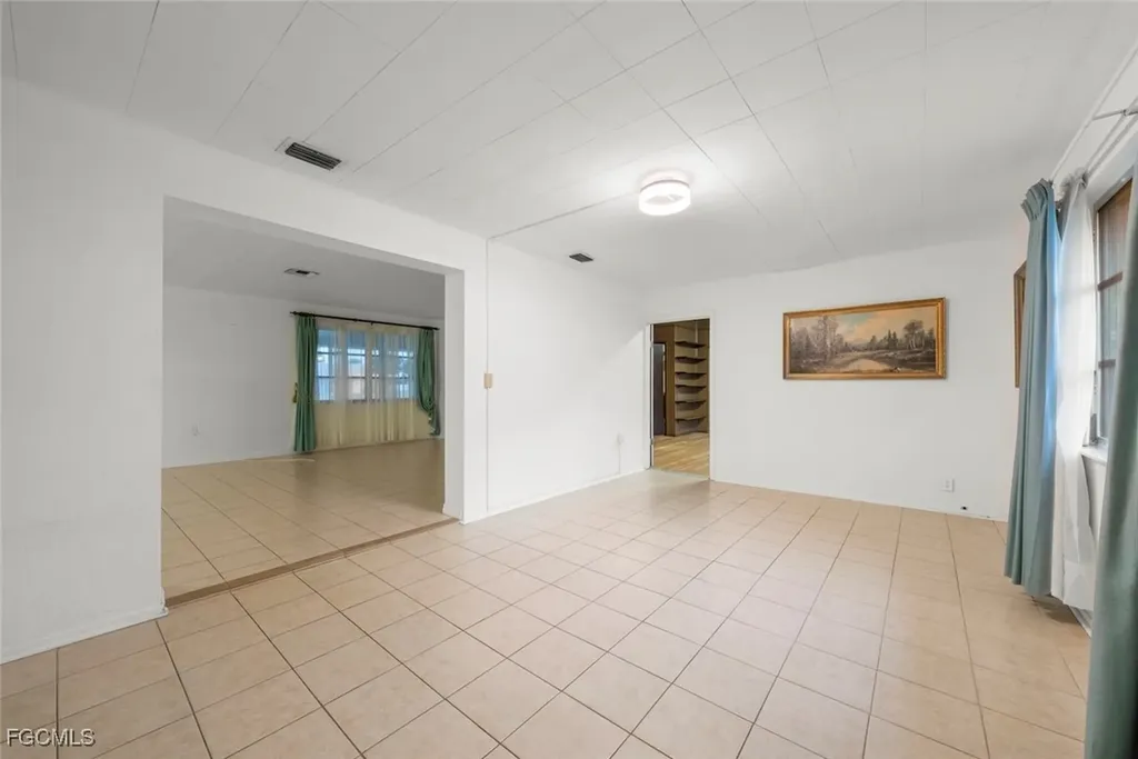 2285 Sunrise Boulevard Fort Myers FL 33907