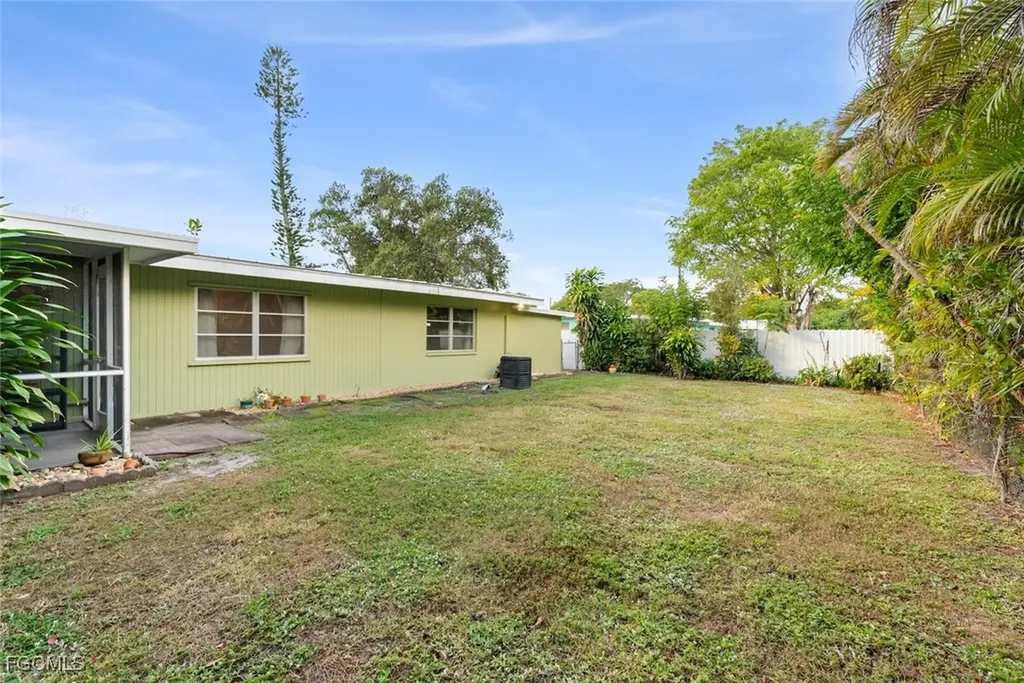 2285 Sunrise Boulevard Fort Myers FL 33907