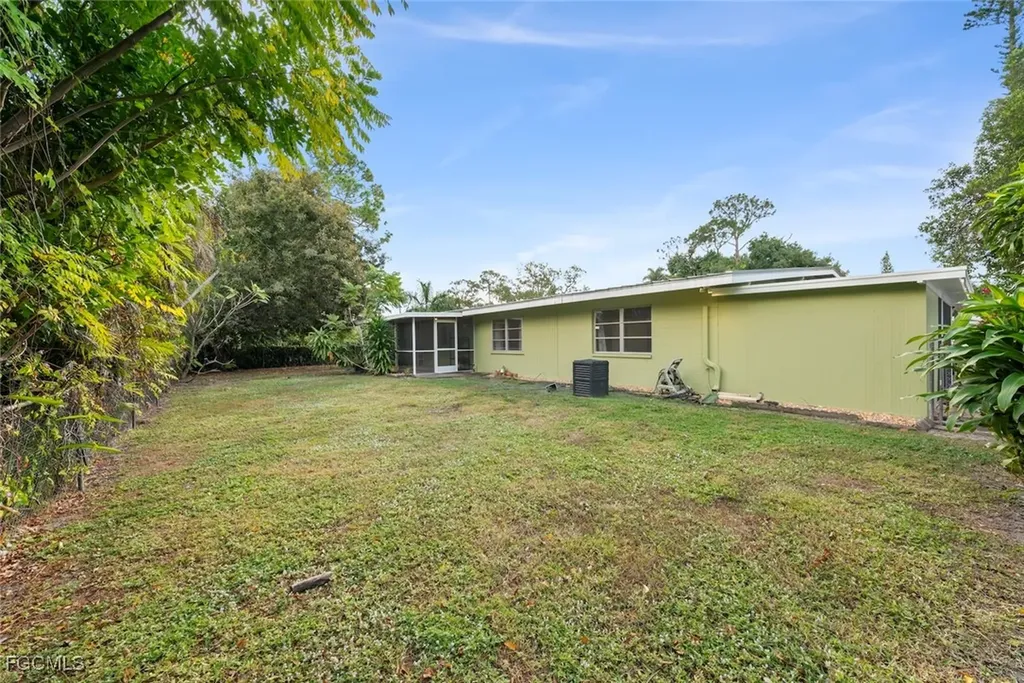 2285 Sunrise Boulevard Fort Myers FL 33907