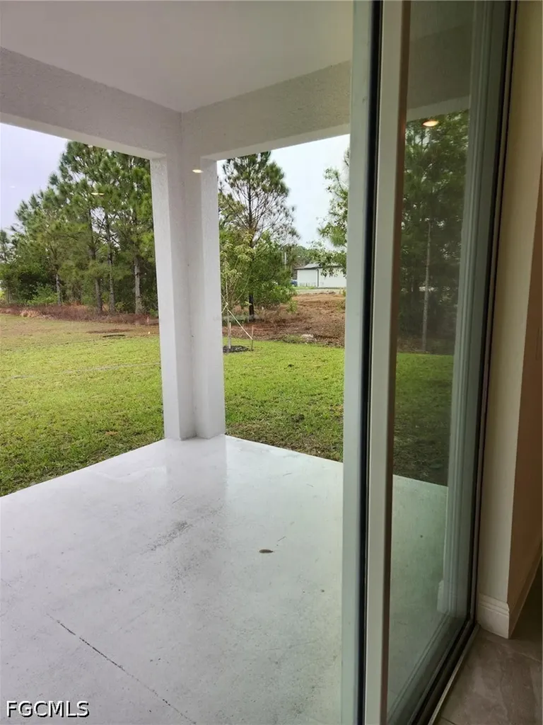 4008 7th Street SW Lehigh Acres FL 33976