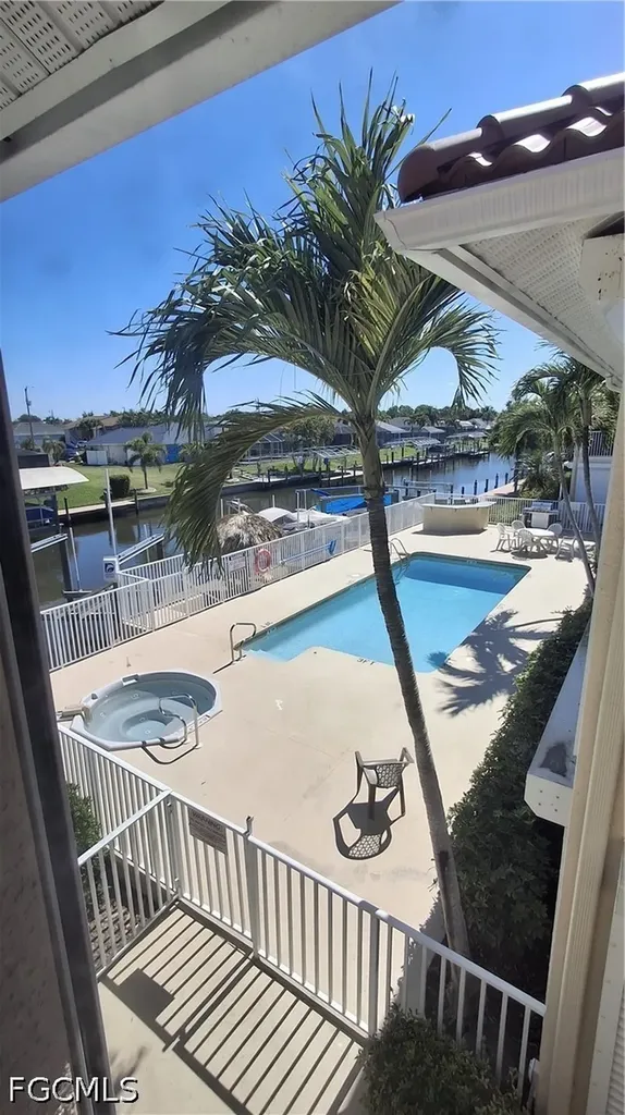 925 SW 47th Terrace Cape Coral FL 33914