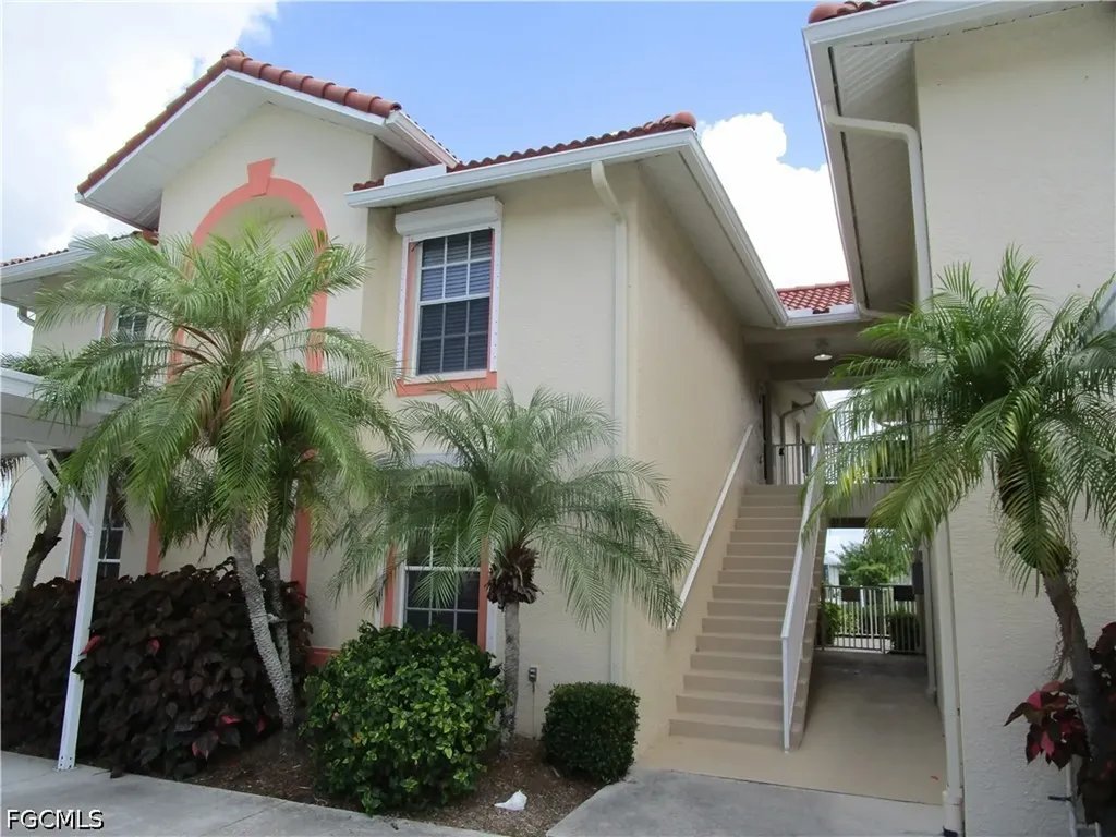 925 SW 47th Terrace Cape Coral FL 33914