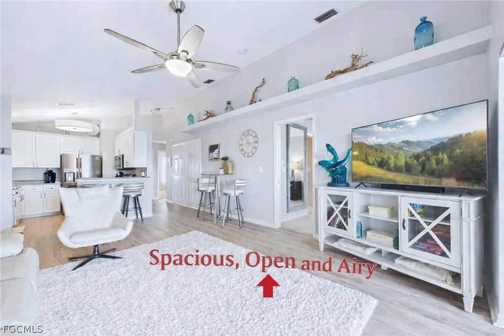 925 SW 47th Terrace Cape Coral FL 33914
