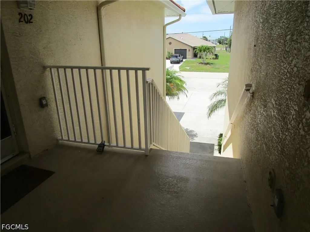 925 SW 47th Terrace Cape Coral FL 33914