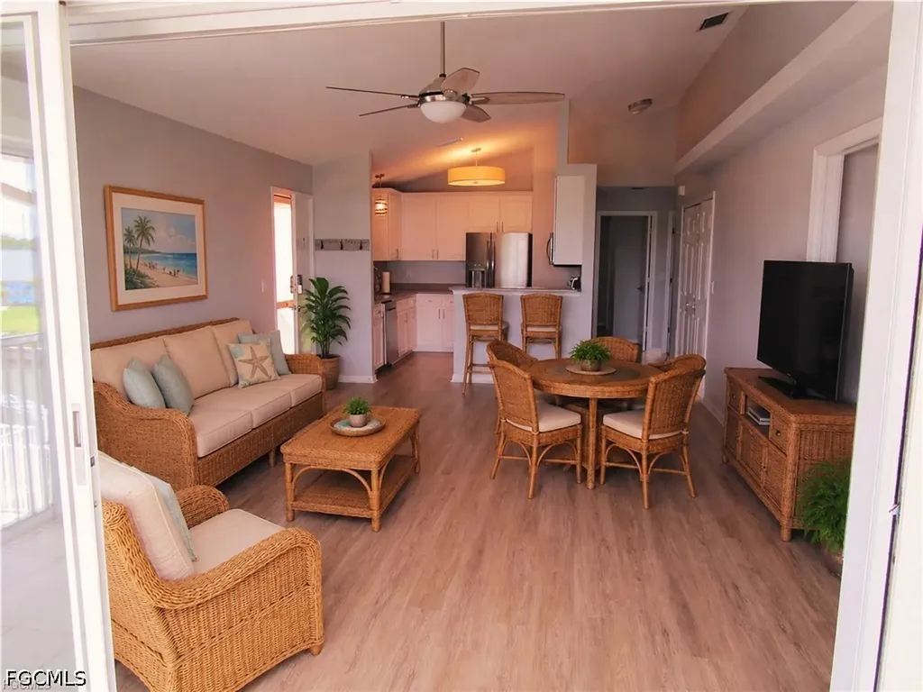 925 SW 47th Terrace Cape Coral FL 33914