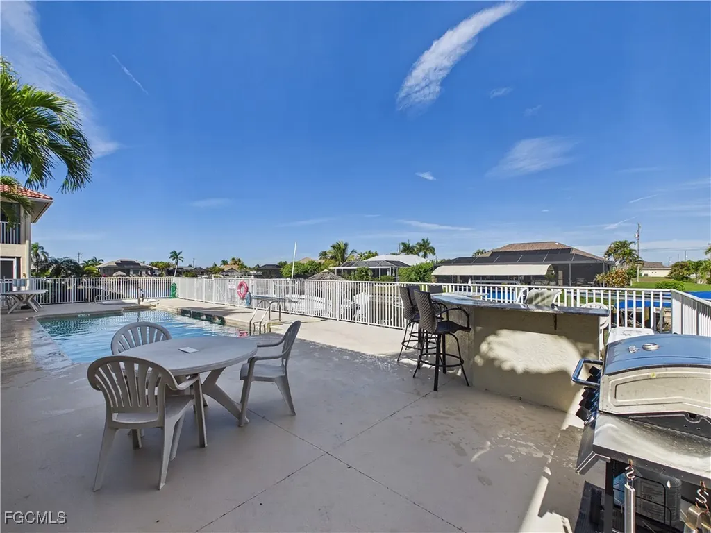 925 SW 47th Terrace Cape Coral FL 33914