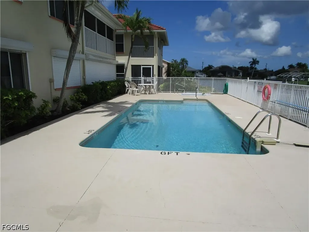 925 SW 47th Terrace Cape Coral FL 33914