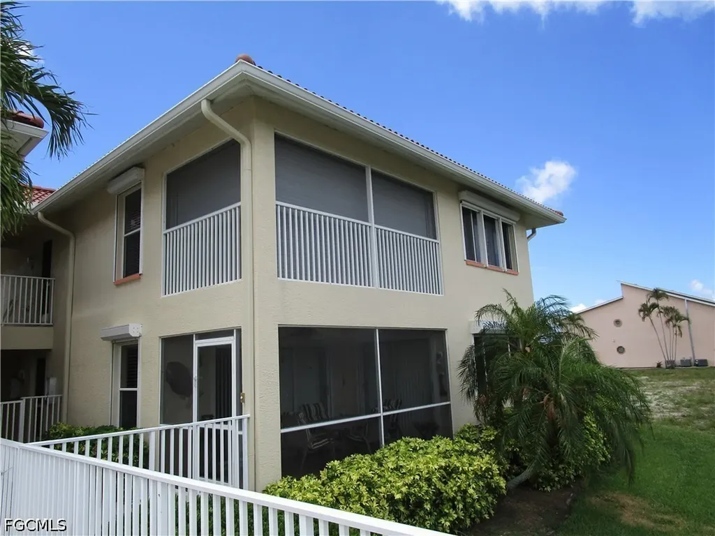925 SW 47th Terrace Cape Coral FL 33914