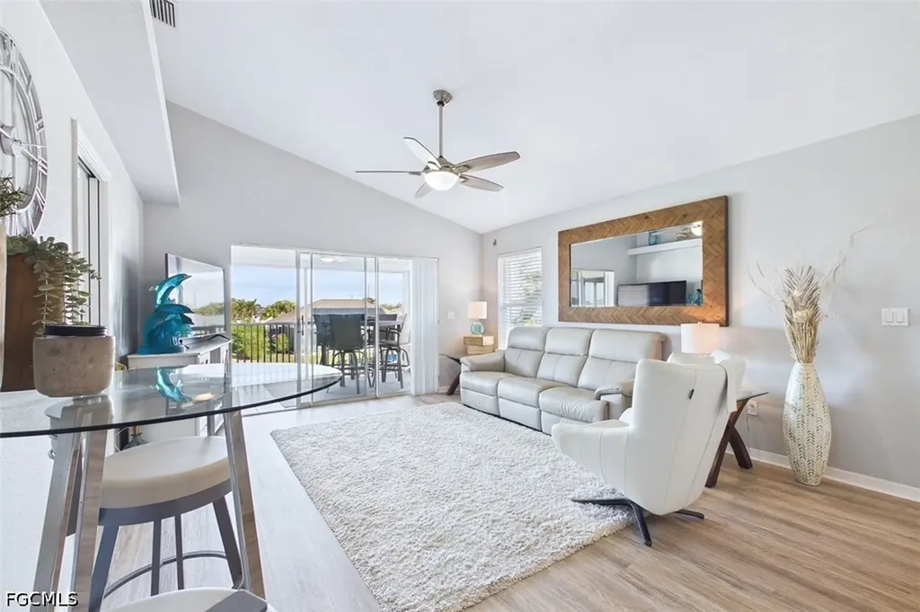 925 SW 47th Terrace Cape Coral FL 33914