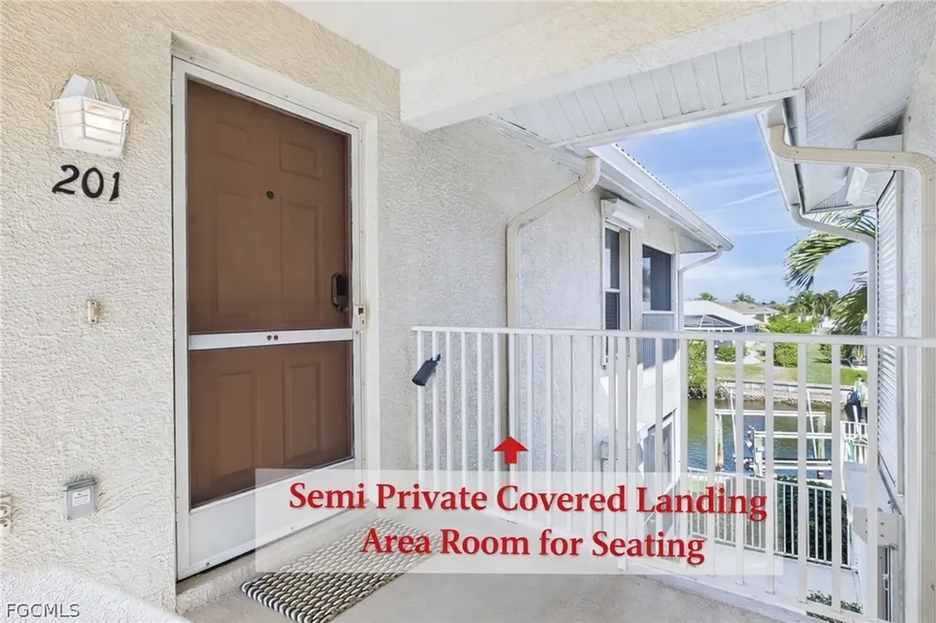 925 SW 47th Terrace Cape Coral FL 33914