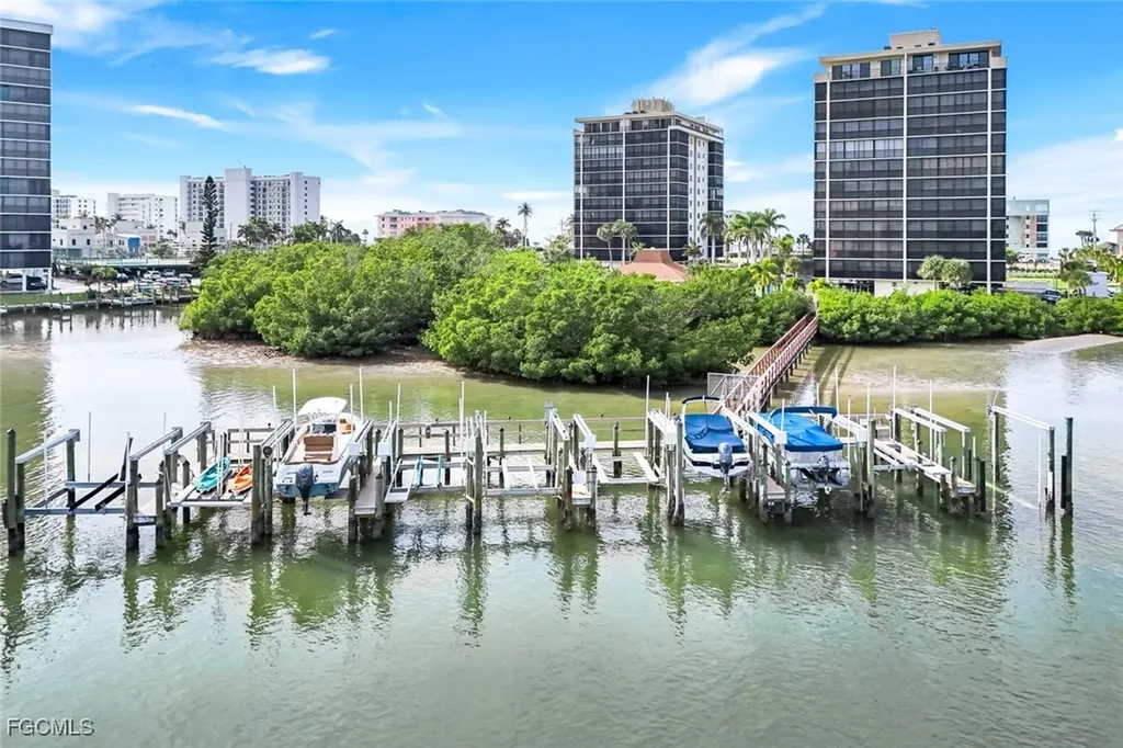 26171 Hickory Boulevard Bonita Springs FL 34134