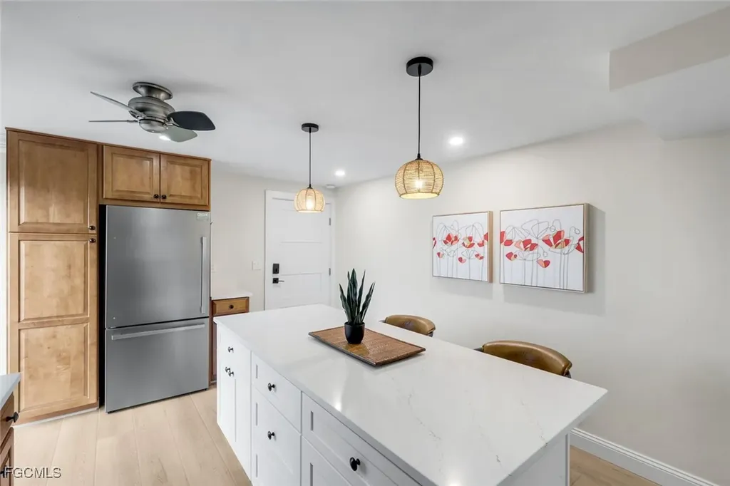 2445 W Gulf Drive Sanibel FL 33957