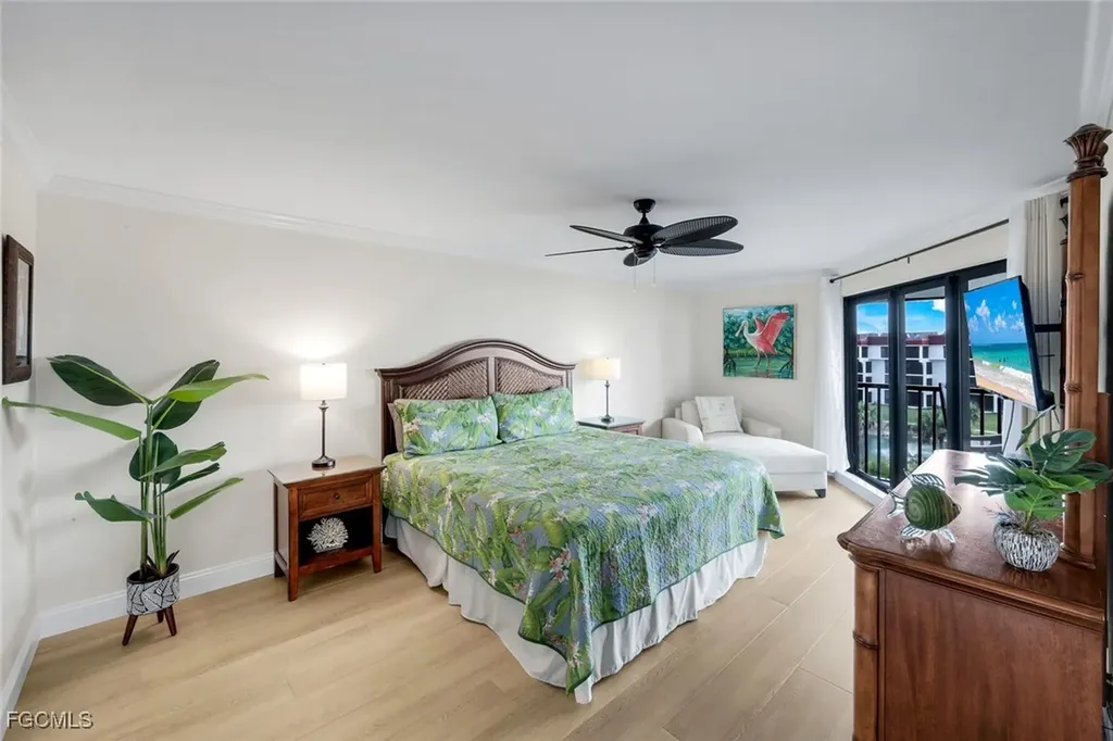 2445 W Gulf Drive Sanibel FL 33957